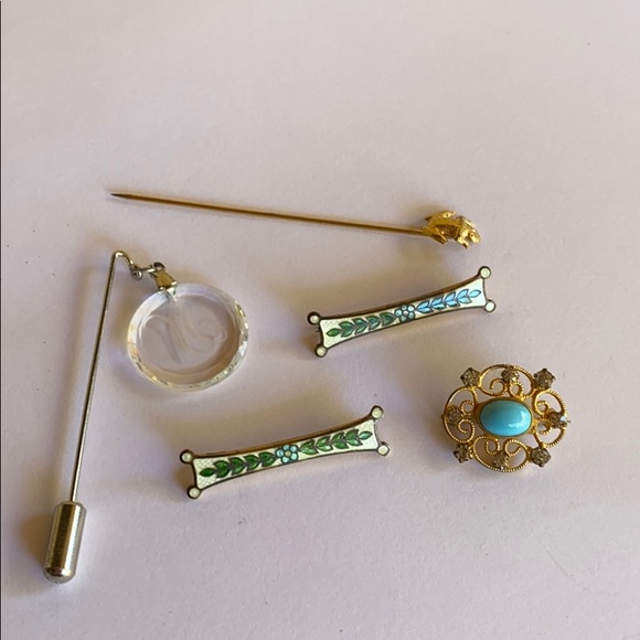 brooches and earrings Beautiful vintage red rhinestone enamel jewelry lot estate jewelry